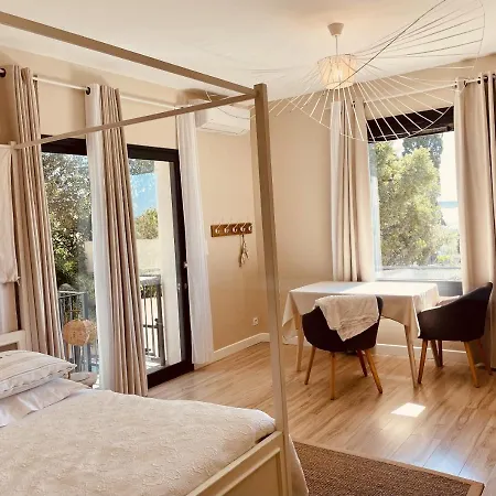 Hébergement de vacances La Lagune Avec Vue *